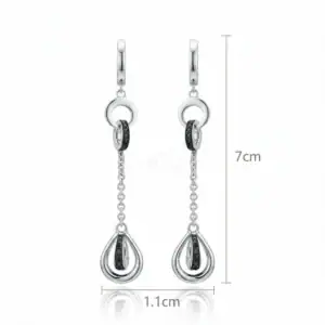 עגילי זירקונים שחורים