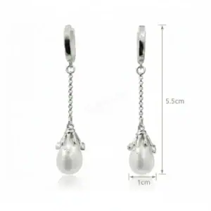 עגילי פנינים תלויים